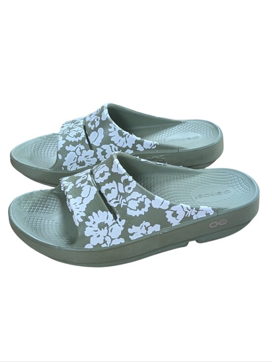 OOFOS Shoes - OOFOS OOOahh Limited Edition Sage Green Sport Recovery Slide Sandal Size W7 M5